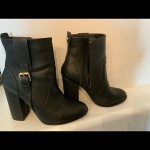 Athena Alexander Black faux leather booties size 8